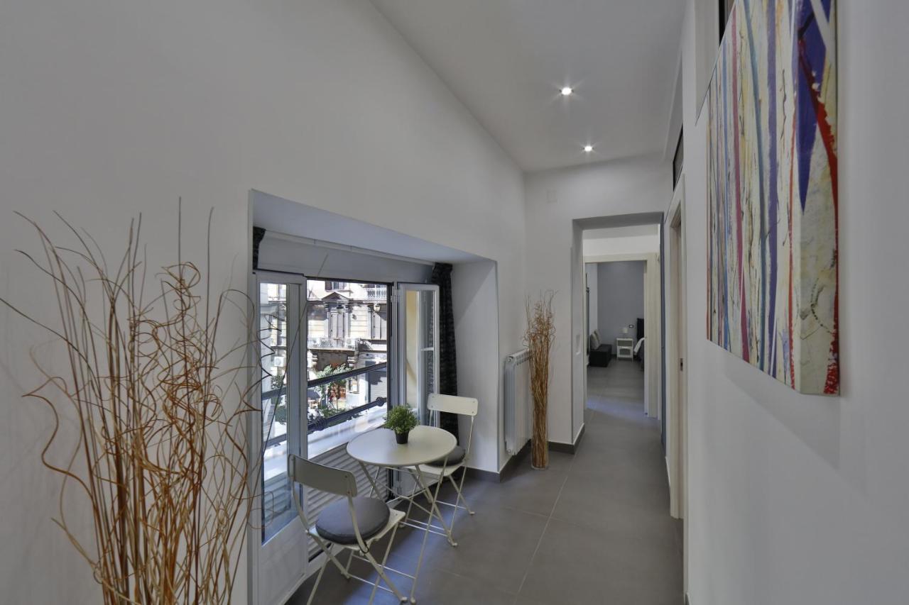 Residenza Napoli Centrale Zewnętrze zdjęcie