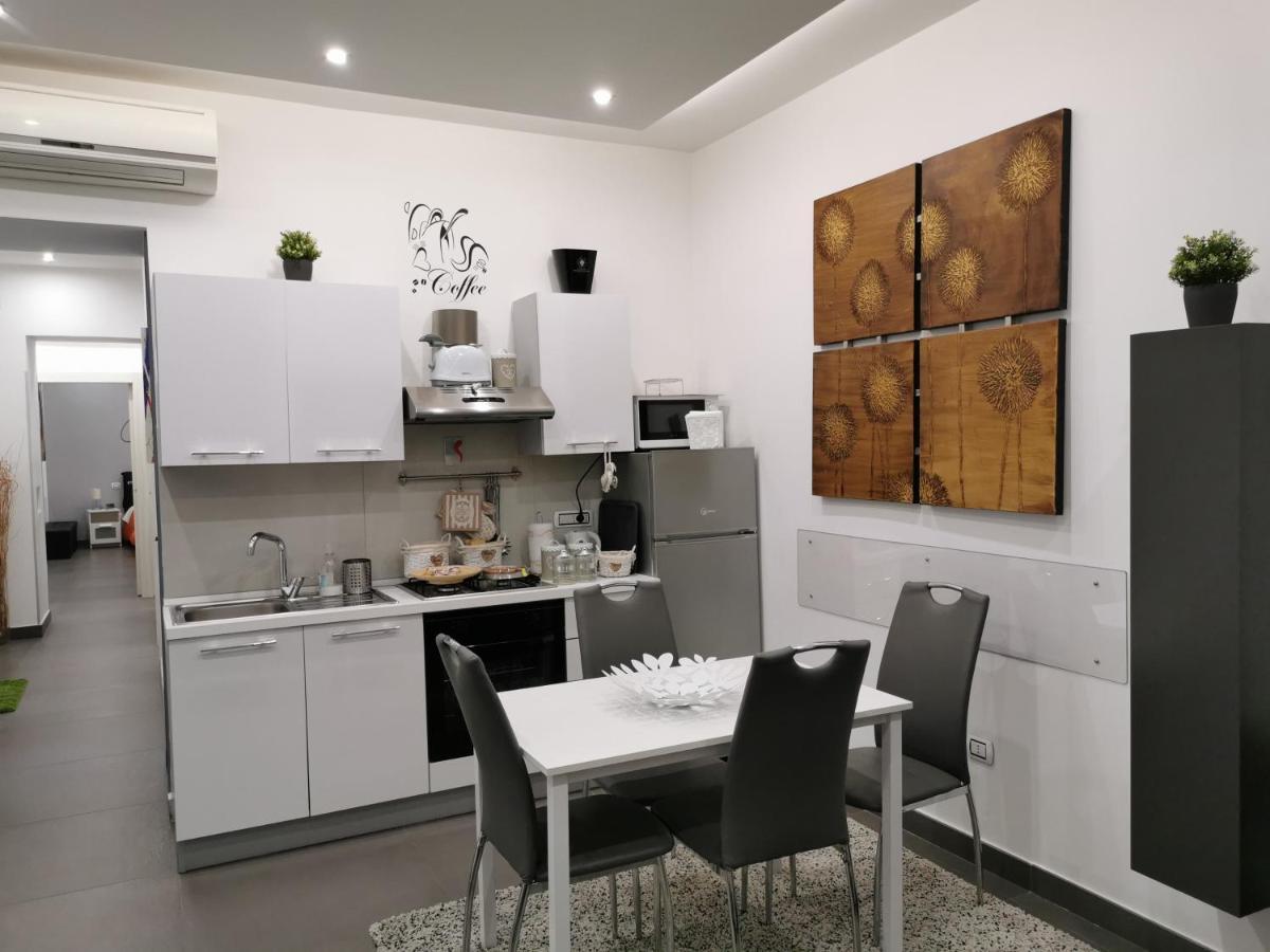 Residenza Napoli Centrale Zewnętrze zdjęcie