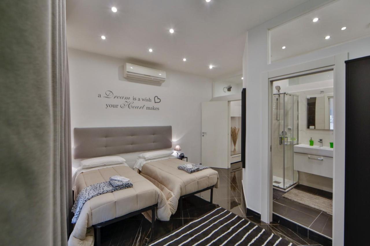 Residenza Napoli Centrale Zewnętrze zdjęcie