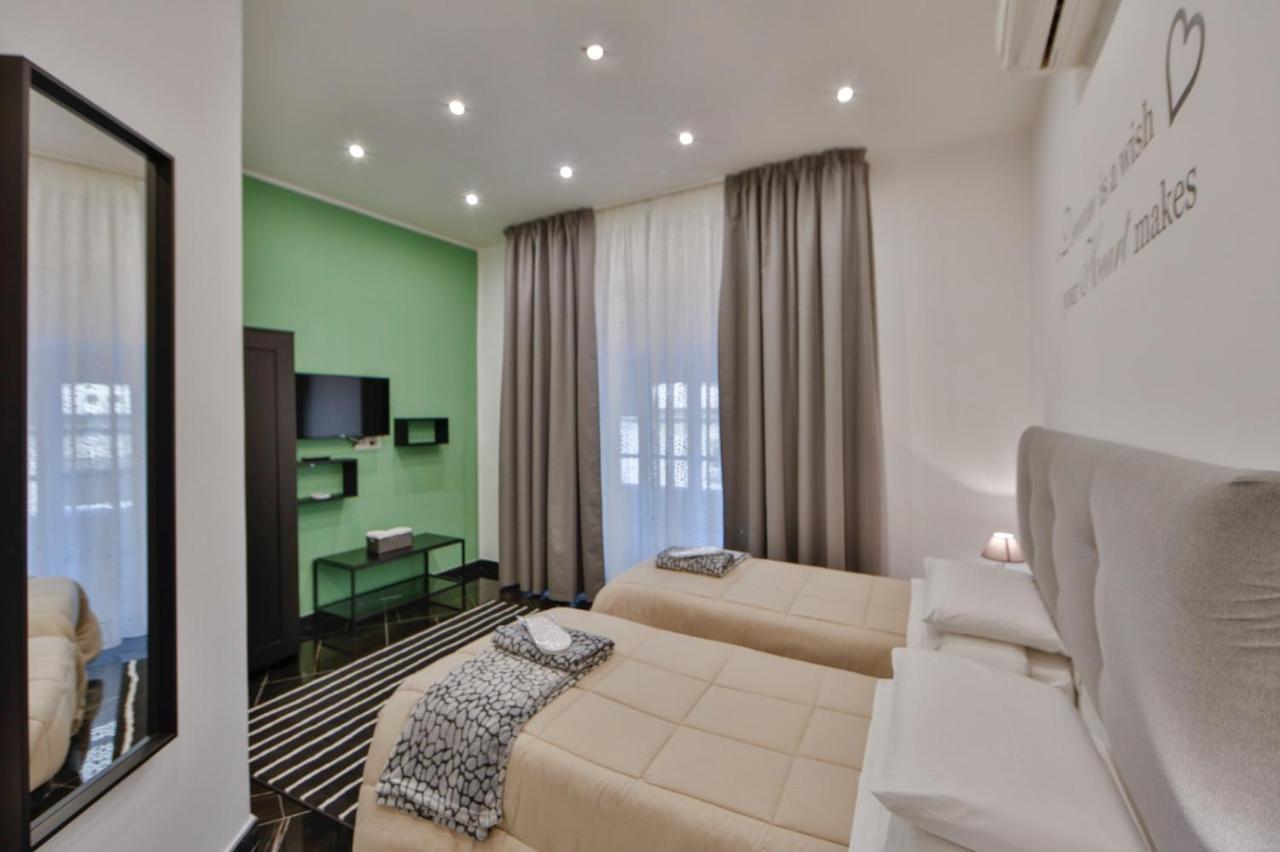 Residenza Napoli Centrale Zewnętrze zdjęcie